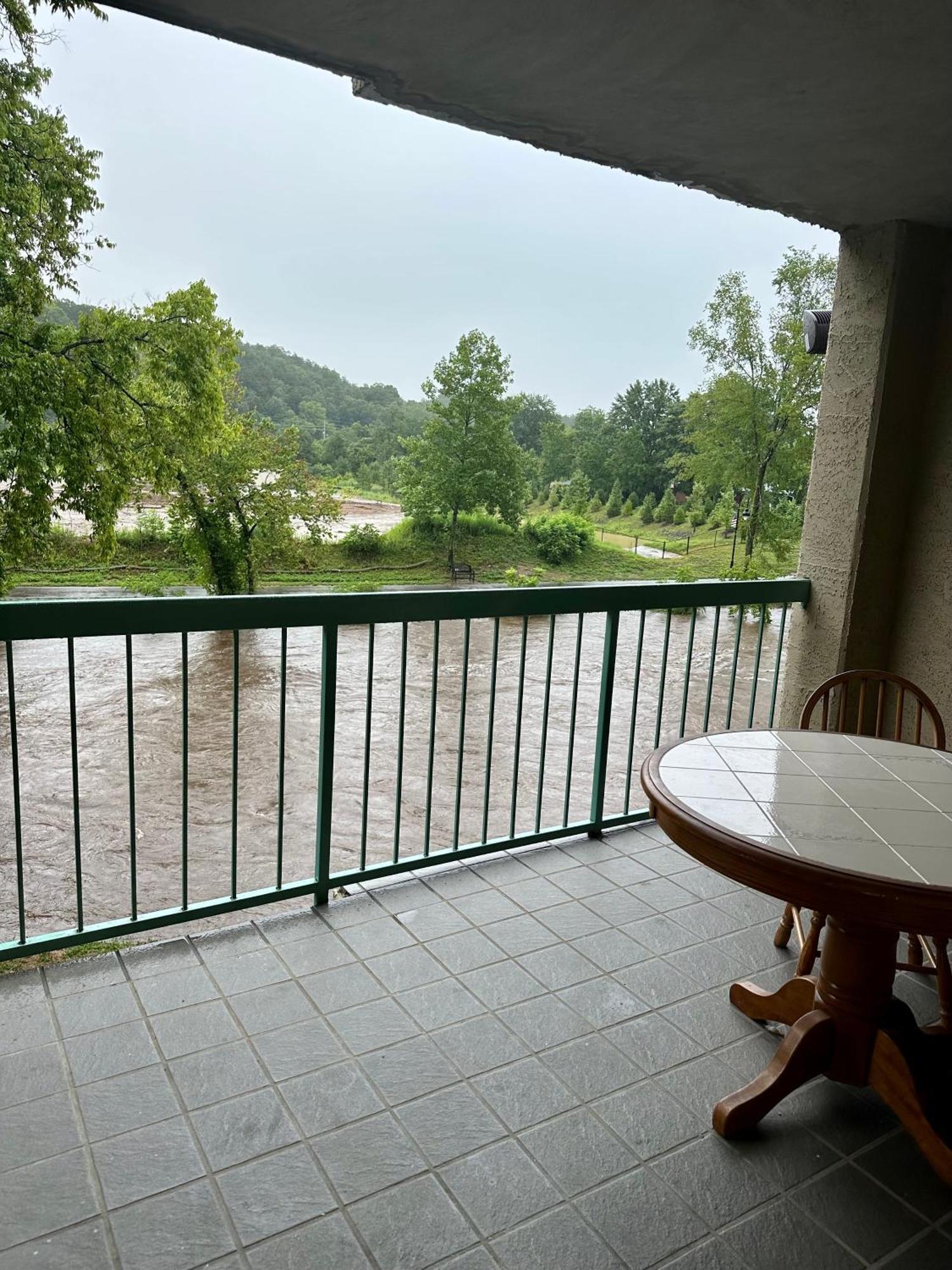 River Place Condos #610 3Bd Pigeon Forge Bagian luar foto